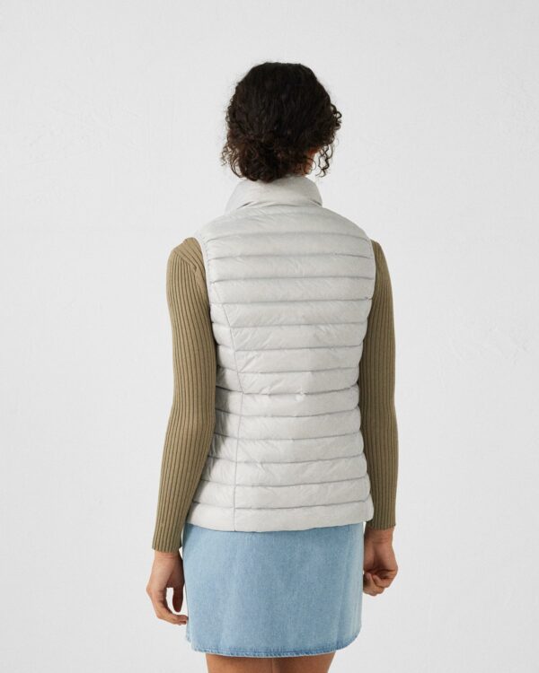 Seda Ice Grey Sleeveless Lightweight Down Jacket - Image 4