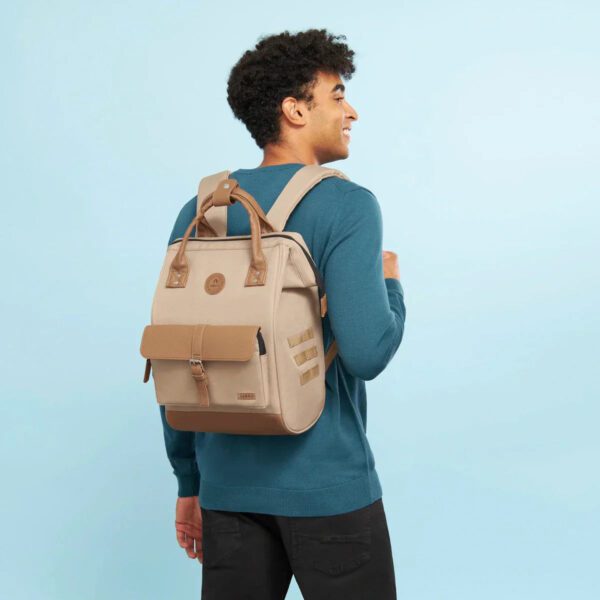 Kuala Lumpur - Backpack - Medium - Image 2