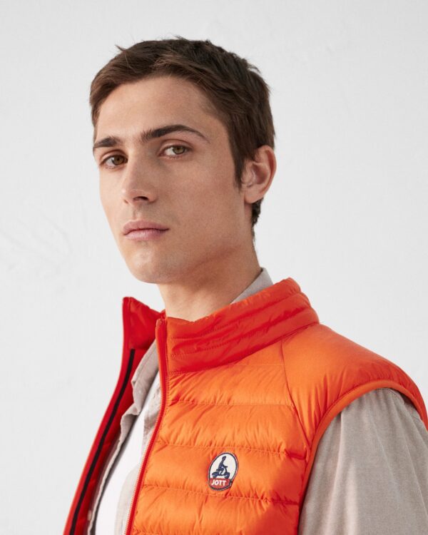 Tom Fire Red Sleeveless Down Jacket - Image 5