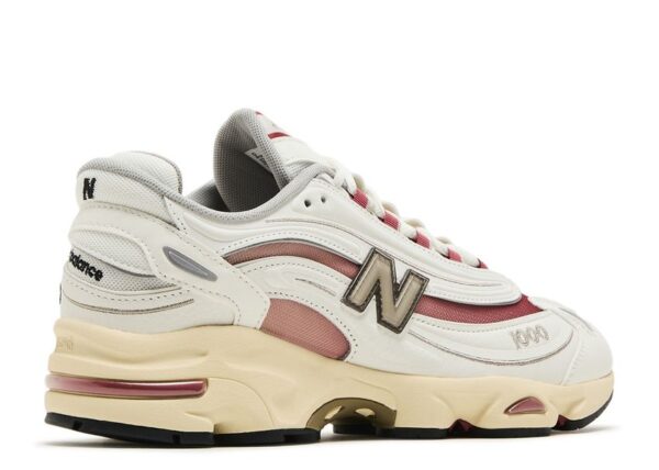 New Balance 1000 Sea Salt Astro Dust - Image 3