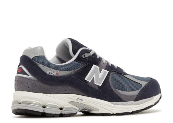 New Balance 2002R Eclipse Raincloud - Image 3