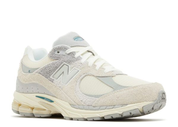 New Balance 2002R Linen - Image 2