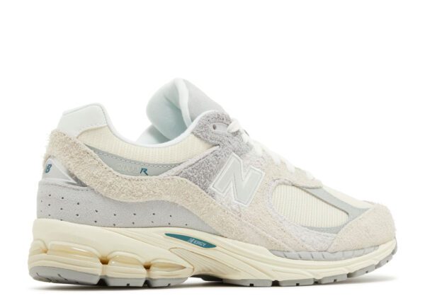 New Balance 2002R Linen - Image 3