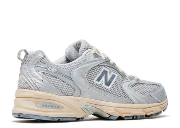 New Balance 530 Vintage Silver Metallic Moonbeam - Image 3