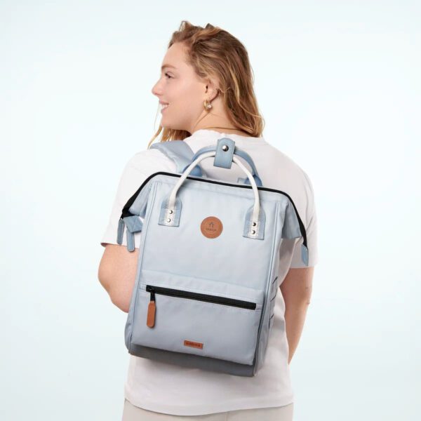 Adventurer Medium Paros Backpack - Image 2