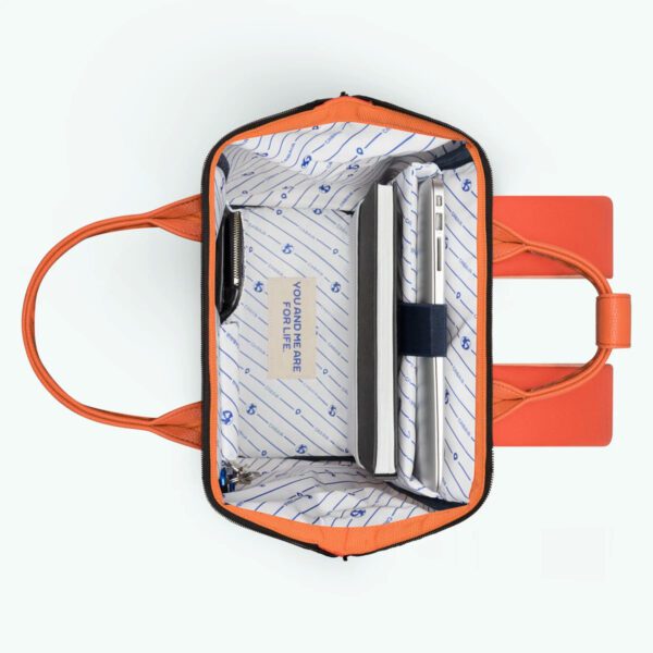 Adventurer Medium Alicante Backpack - Image 9