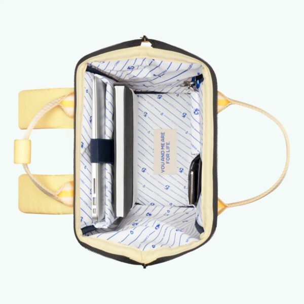Adventurer Medium Benguela Backpack - Image 3