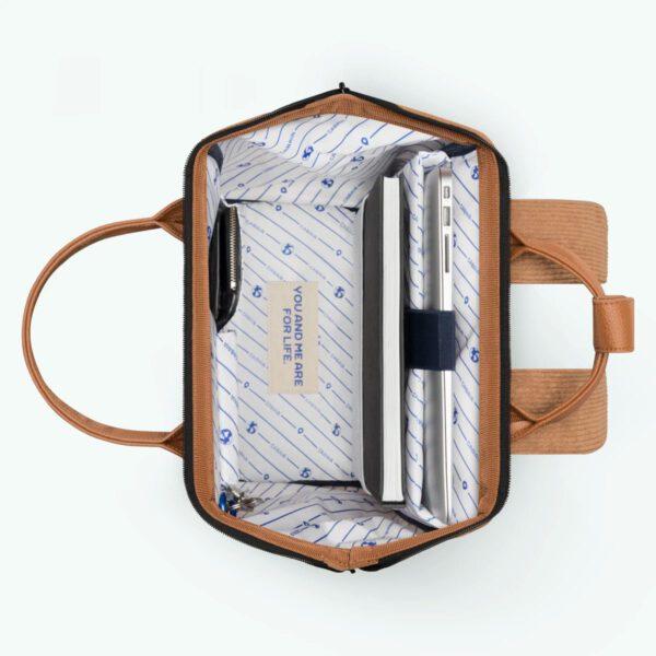 Adventurer Medium Dubai Backpack - Image 9