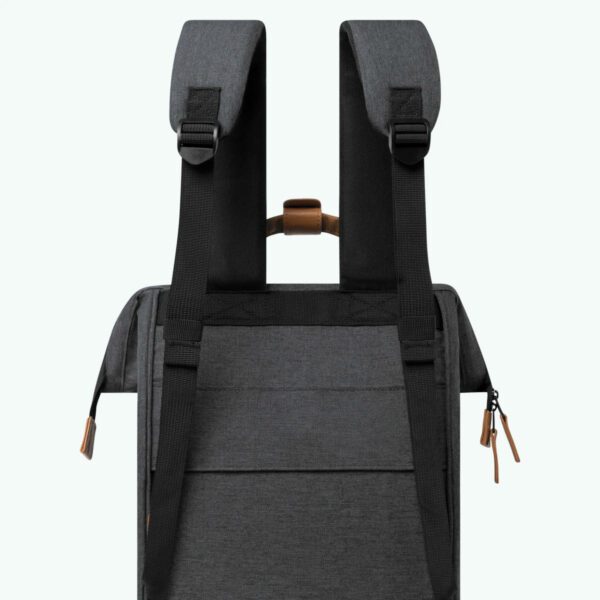 Adventurer Medium London Backpack - Image 8