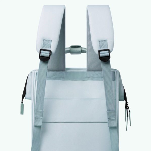 Adventurer Medium Puntarenas Backpack - Image 9