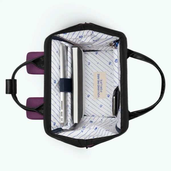 Adventurer Medium Singapore Backpack - Image 9