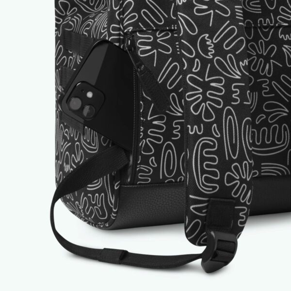 Adventurer Medium Amiens Backpack - Image 10
