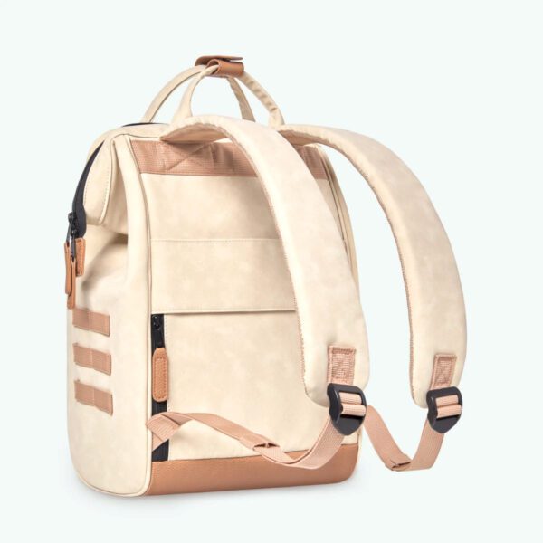 Adventurer Medium Andenne Backpack - Image 8