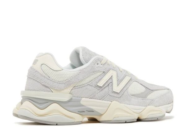 New Balance 9060 Quartz - Image 3