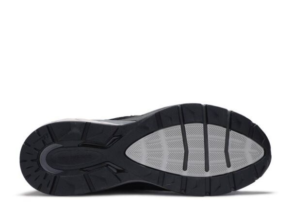 New Balance 990 v5 Black - Image 4