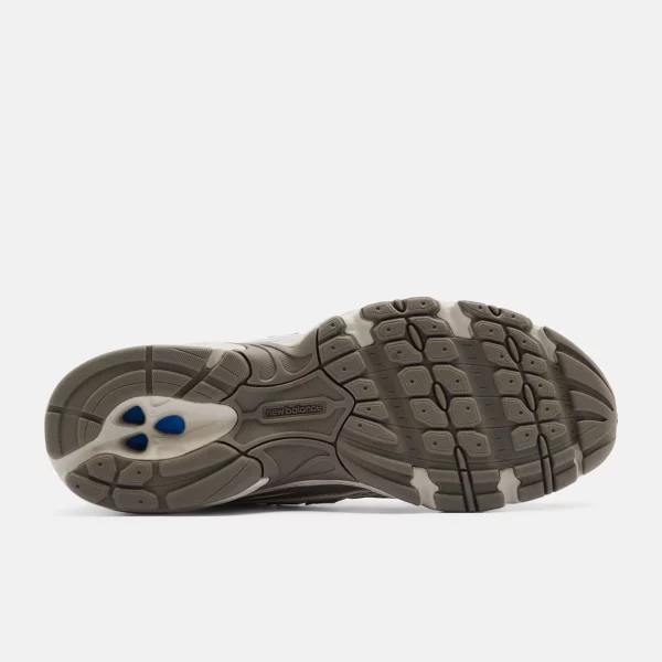 740 Shoes Dockside with Timber Wolf and Sea Salt - Image 5