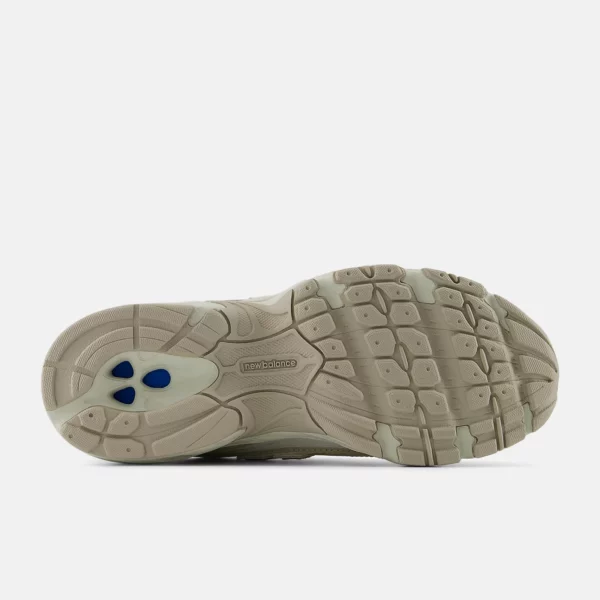 740 Shoes Incense with Angora and Timberwolf - Image 7