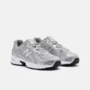 740 Shoes Castlerock with Gray