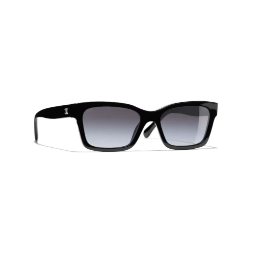 Channel Square Sunglasses - Black. Lenses: Grey, Polarized, Gradient