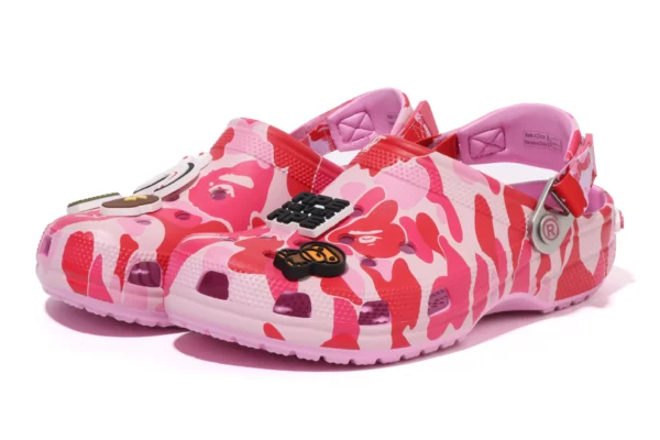 BAPE X CROCS-PINK